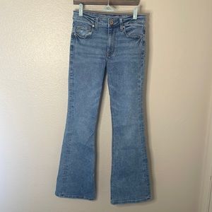 Stretchy high rise flares